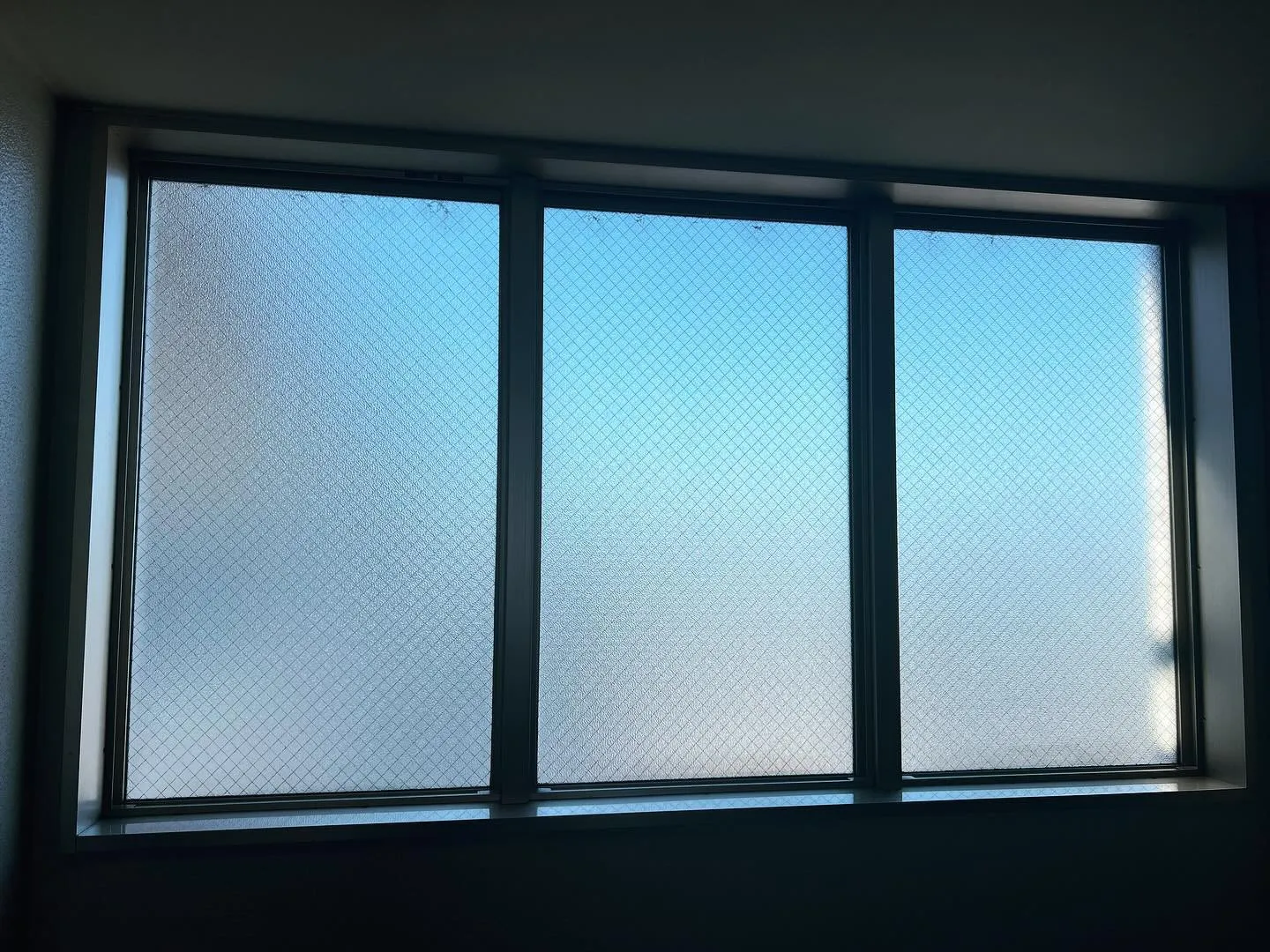 GWも営業中の埼玉県草加市フィルム施工calmです‼︎